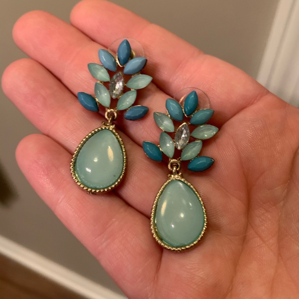 Cute Turquoise Gemstone Drop Earrings - Picture 2 of 2